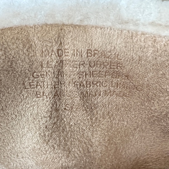 Bernardo Tan and Cream leather suede sheepskin Lace Up Boots 8.5 nwot - Picture 6 of 11